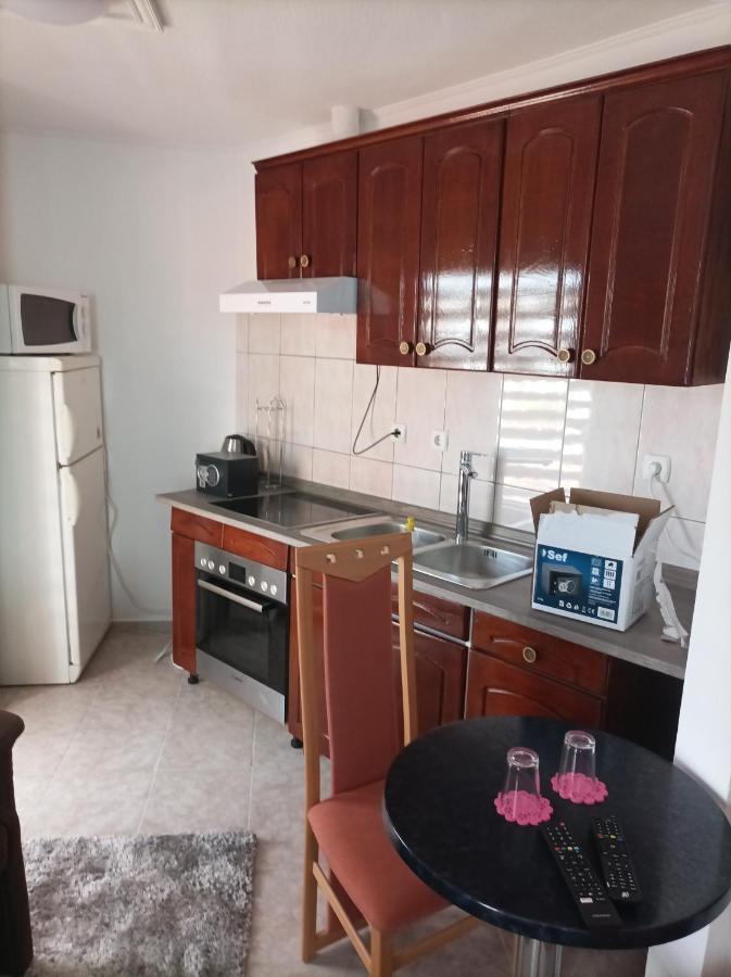 Arena Nikic Hotel Осиек Екстериор снимка