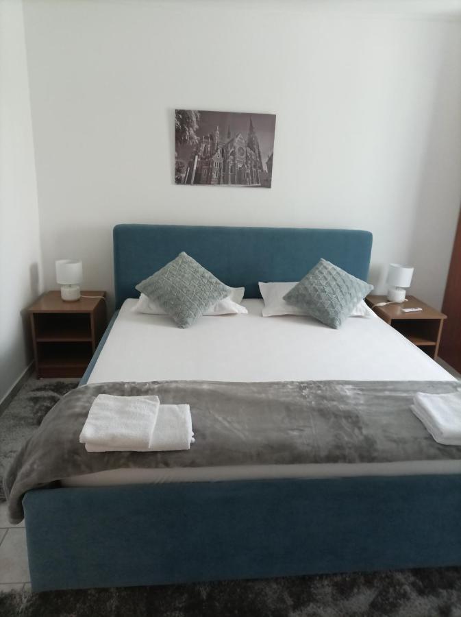 Arena Nikic Hotel Осиек Екстериор снимка