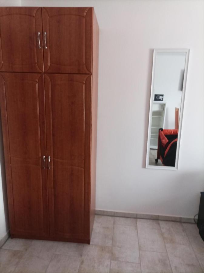 Arena Nikic Hotel Осиек Екстериор снимка