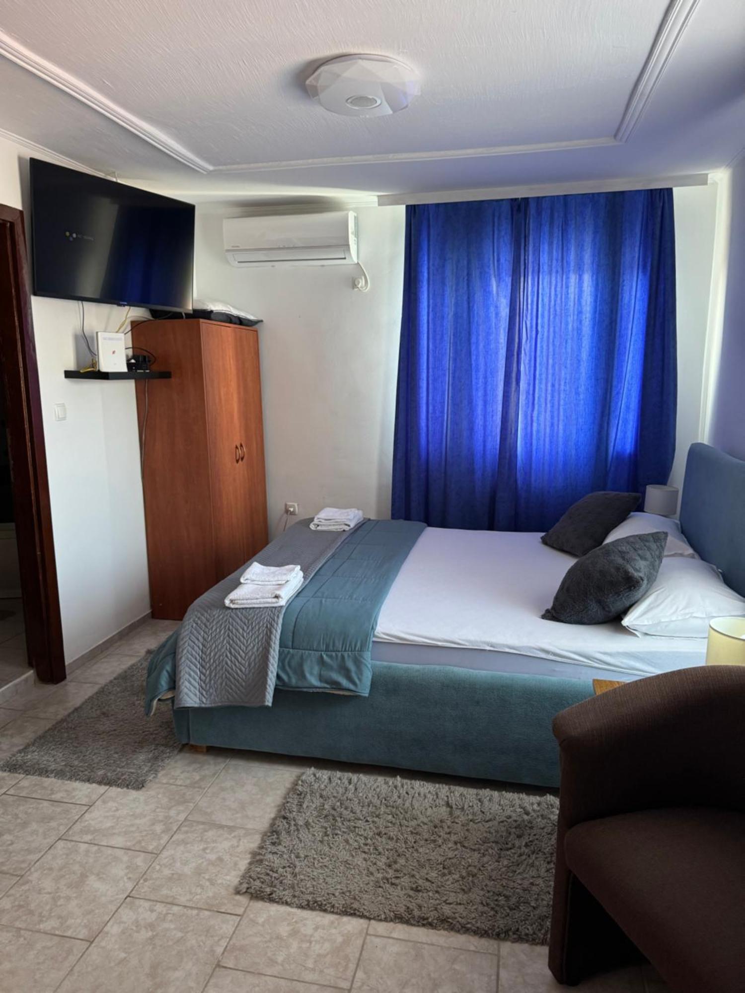 Arena Nikic Hotel Осиек Екстериор снимка